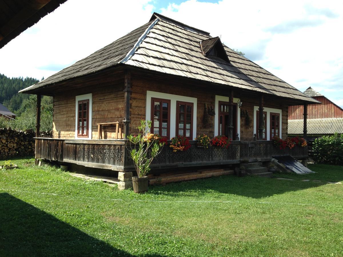Casa Bunicii Din Bucovina Villa Vama  Eksteriør billede